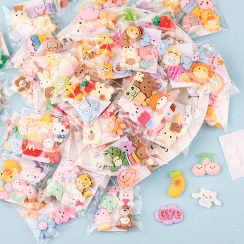 Sticker 3D Dán Trang Trí Bình Nước Giữ Nhiệt, Hộp Cơm - Set 4 Miếng Kèm Keo Silicone